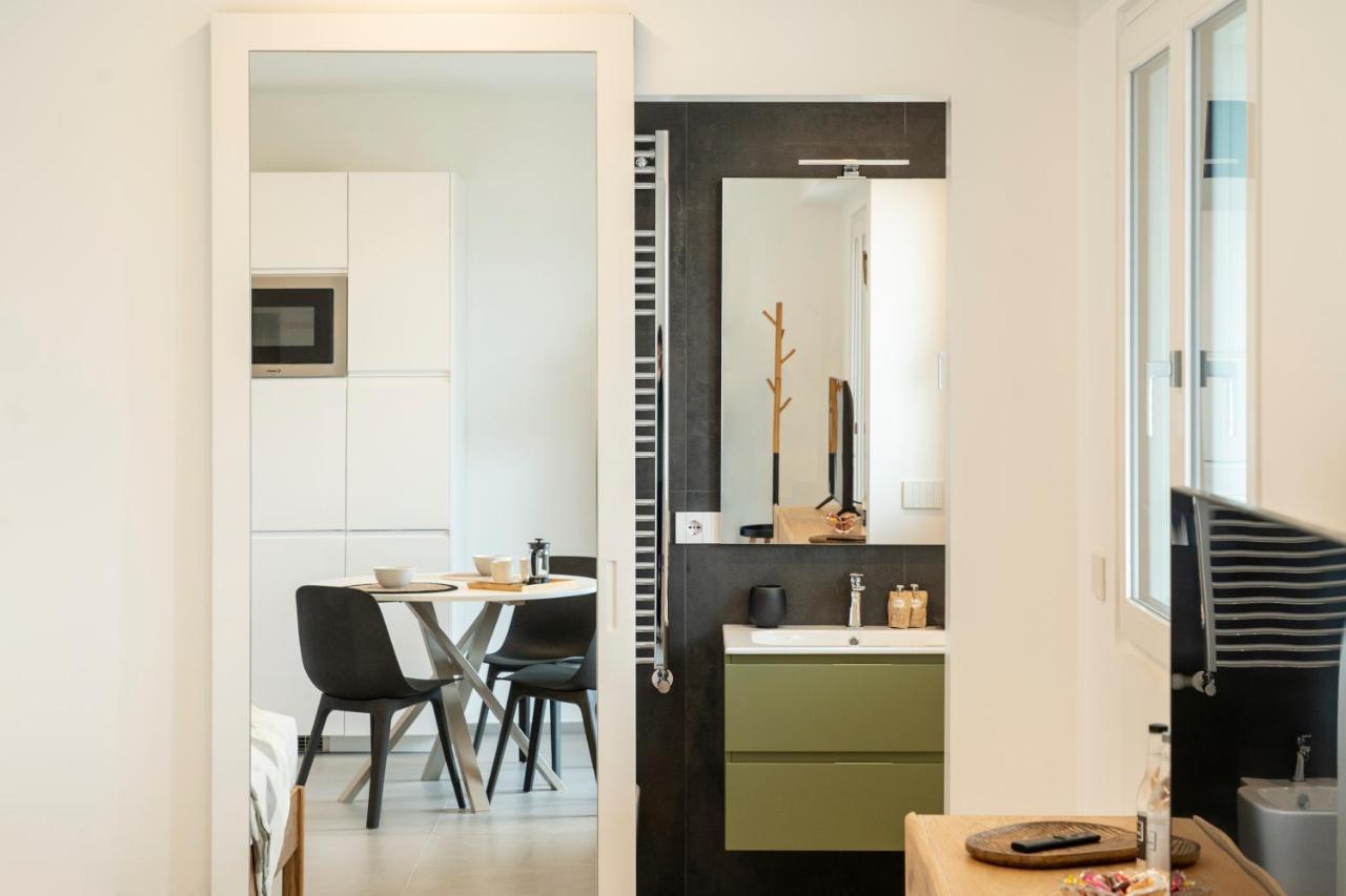 Gentile 46 Luxury Flat Lägenhet Bari Exteriör bild
