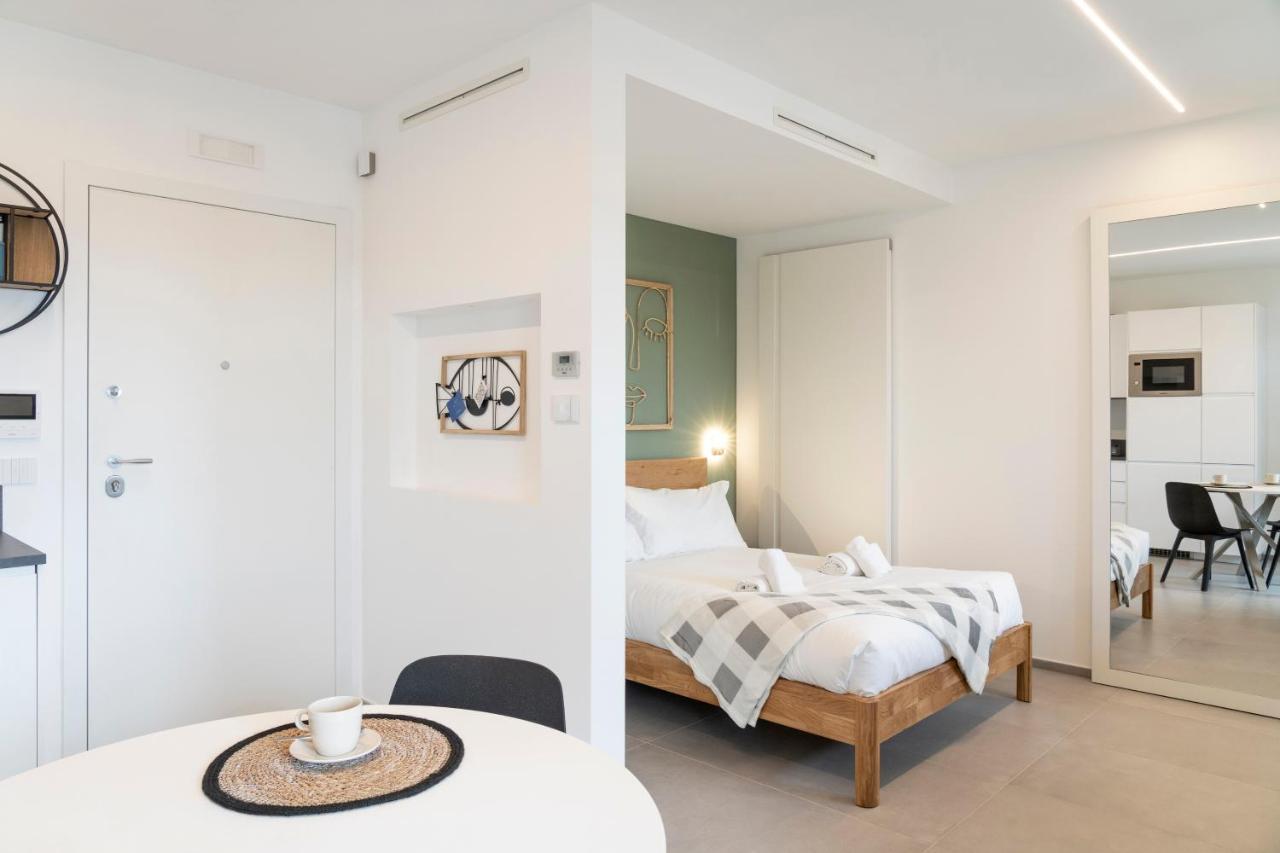 Gentile 46 Luxury Flat Lägenhet Bari Exteriör bild