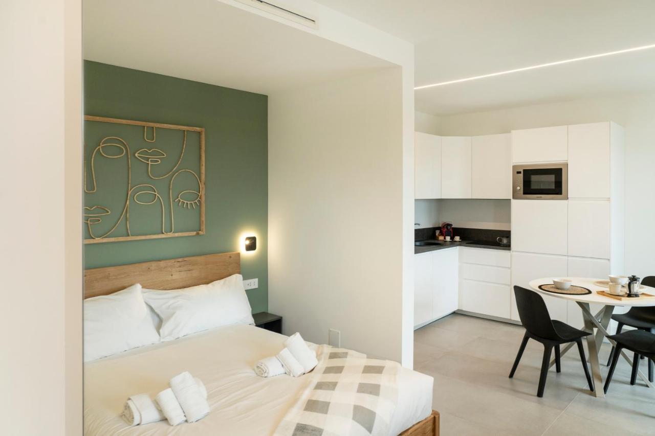 Gentile 46 Luxury Flat Lägenhet Bari Exteriör bild