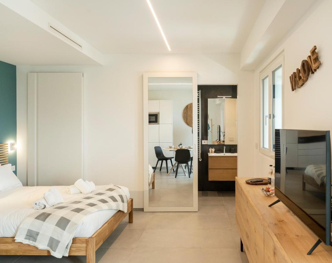 Gentile 46 Luxury Flat Lägenhet Bari Exteriör bild